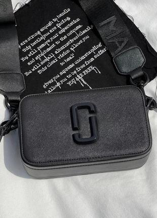 - marc jacobs logo

чорна/ капучіно