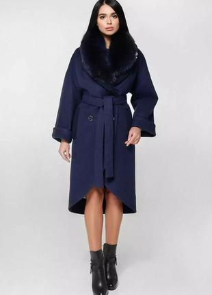 Женское зимнее шерстяное пальто с меховым воротником