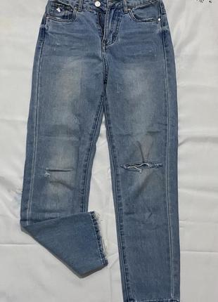 Джинси mom