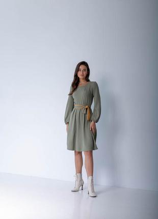 Оливковое женское модное платье для осени с длинными широкими рукавами и пышной юбкой 44 по 523 фото