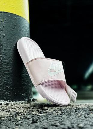 Жіночі шльопанці nike benassi pink 36-37-38-39-404 фото