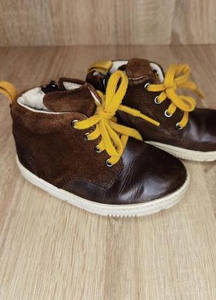 Дитячі шкіряні чобітки clarks