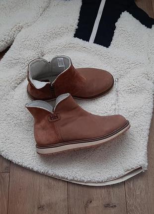 Шкіряні черевики демісезонні