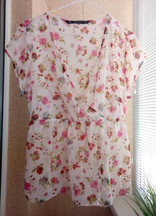 Полупрозрачная шифоновая блуза в цветочный принт1 фото