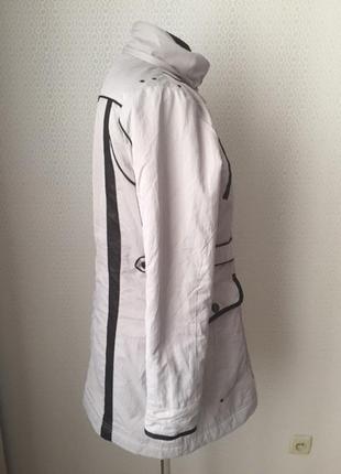 Тонкая куртка с контрастной отделкой бренд liv, размер нем 40, укр 46-482 фото