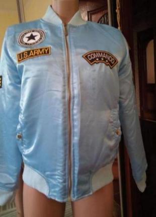 Утеплений бомбер