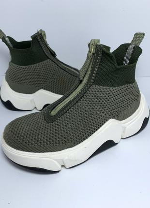 Кросівки zara*