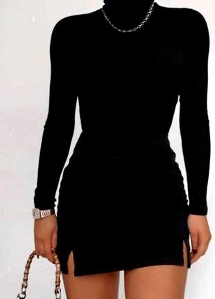 Платье гольф з двумя разрезами