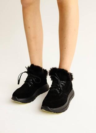 Стилні кросівки жіночі замшеві чорні осінні,весняні (шкіра,байка) зимові (хутро,овчина)