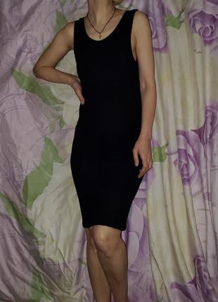 Винтажное фактурное платье жатка резинка стрейч футляр по фигуре c&a винтаж маленькое чёрное платье4 фото