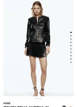 Чёрная приталенная куртка ,из искусственной кожи из новой коллекции zara размер s2 фото