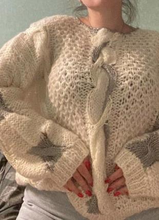 Шикарний об’ємний светр