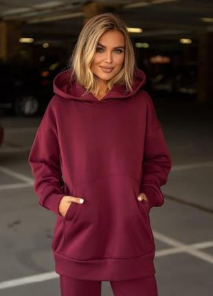 Спортивний костюм. фото реал