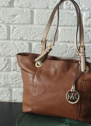 Michael kors якісна велика тоут сумка, оригінал. натуральна шкіра.