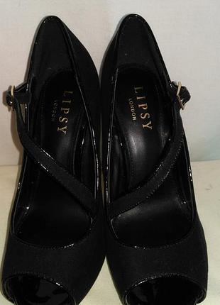 Класні і дуже зручні туфлі