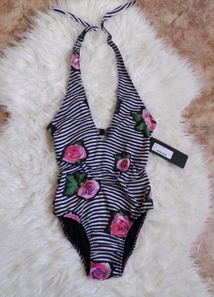 Суцільний купальник