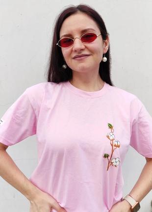 Патріотична футболка "кримська бавовна" з ручною вишивкою та росписом8 фото