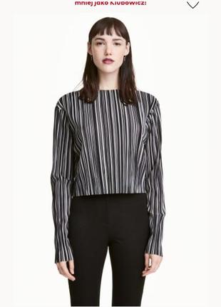 Короткий плисерованый топ h&m