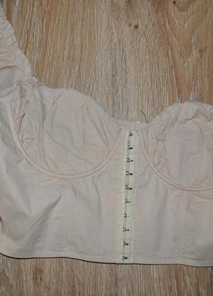 Бежева укороченая блузка в корсетному стилі від boohoo3 фото