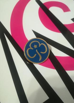 Британський скаутський значок. guide association. 4