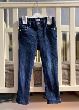Джинси на дівчинку