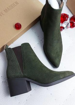 Steve madden оригінал темно-зелені ботинки челсі на підборах5 фото