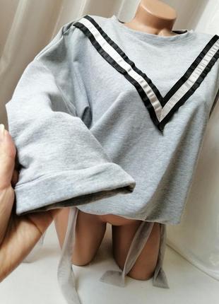 Дуже класний світшот туреччина розмір l-xxl напівобхват грудей 60 см довжина 61 см є кишені внизу тя3 фото