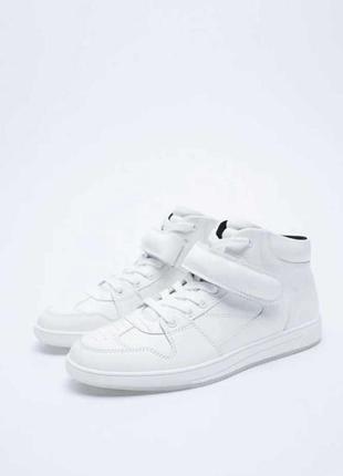 Белые кожаные высокие кеды из новой коллекции zara размер 37