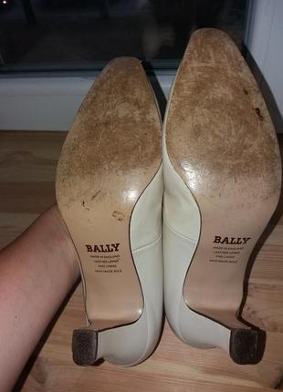 Туфлі лодочки. bally. розмір 373 фото