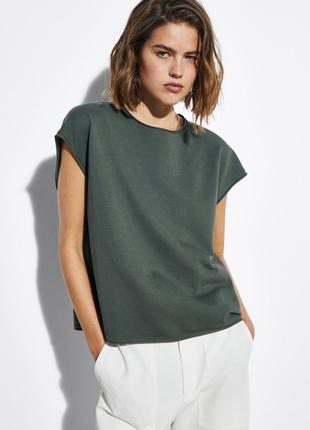 Брендова футболка