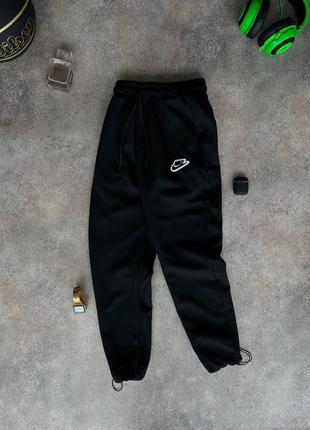 Спортивные штаны мужские nike черные / спортивні штани чоловічі чоловічі найк чорні4 фото