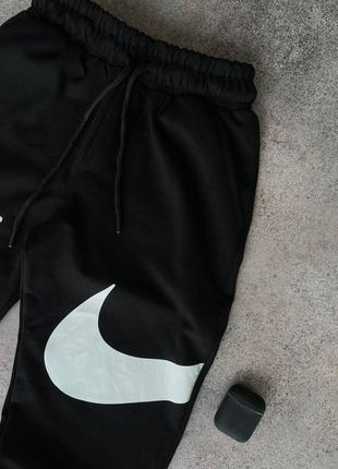 Спортивные штаны мужские nike черные / спортивні штани чоловічі чоловічі найк чорні2 фото