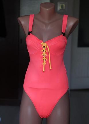 Винтажный купальник с м размер сдельный купальник сток с гигиеническ. подкладкой