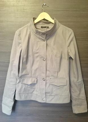 Легкая приталенная  куртка mexx