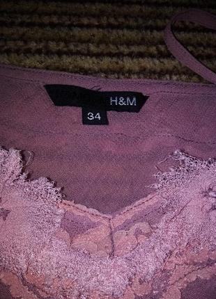 Продам  топ, майку 100%  вискоза, фирмы  h&m с кружевом.3 фото