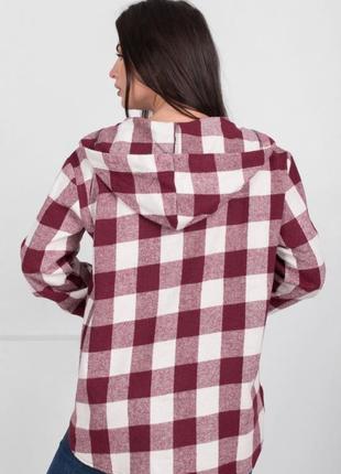 Жіноча тепла сорочка в клітку з капюшоном осінь зима демисезон2 фото