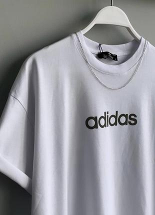 Футболка adidas с рефлективным лого футболка adidas з рефлективним лого8 фото