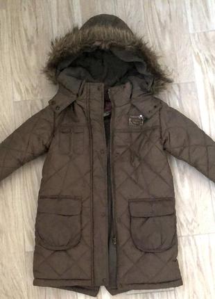 Чудовий демі плащик