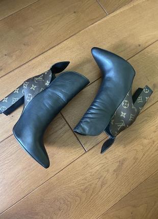 Ботільйони