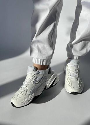 Чоловічі кросівки nike m2k tekno essential white black 1

мужские кроссовки найк