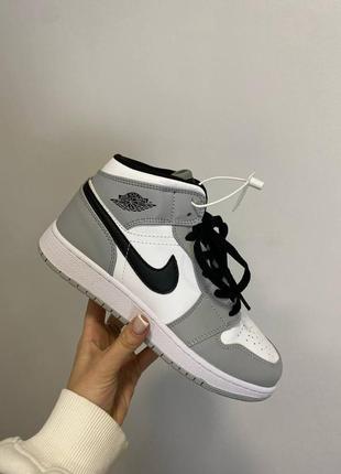 Кросівки nike air jordan 1 retro white grey black2 фото