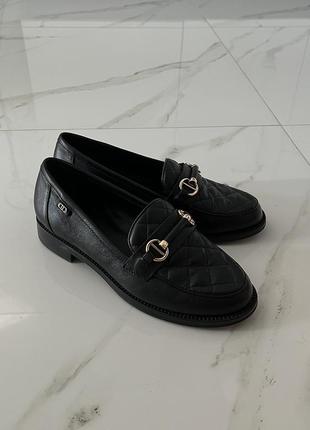 Стильные лоферы на осень