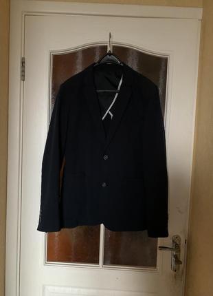 Стильный молодежный пиджак