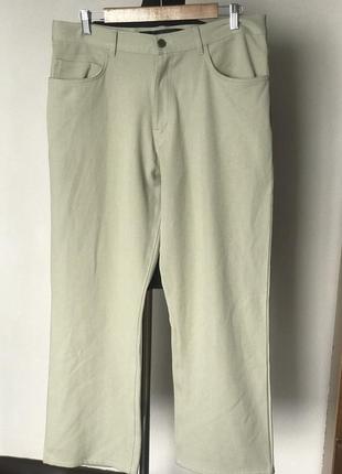 Жіночі світлі джинси