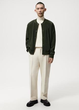 Бомбер мужской из струящейся ткани