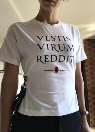 Футболка