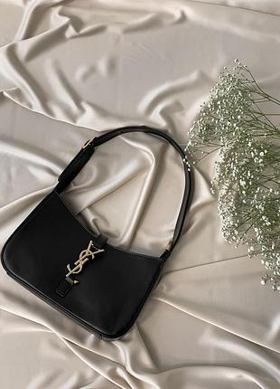 Шикарна чорна сумка hobo black