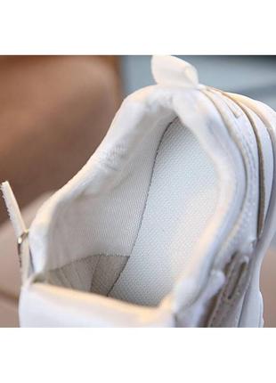 Кросівки дитячі 2