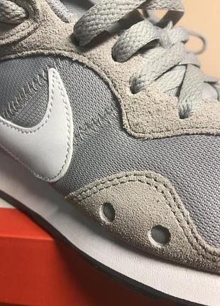 Кросівки nike venture runner (us 8) 4