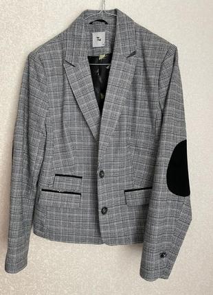Крутий піджак у клітинку діловий теплий